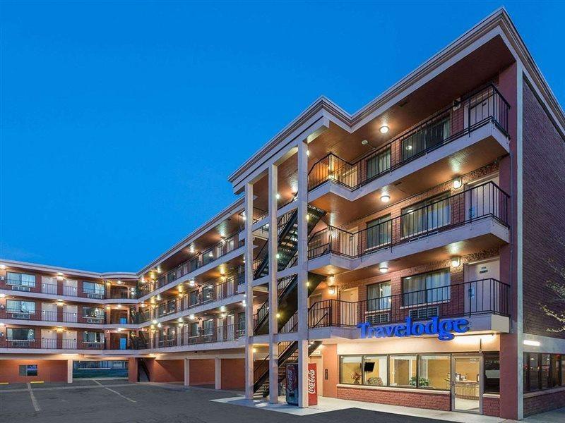 Travelodge By Wyndham Reno Exterior photo